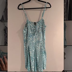 Floral print, green summer dress!